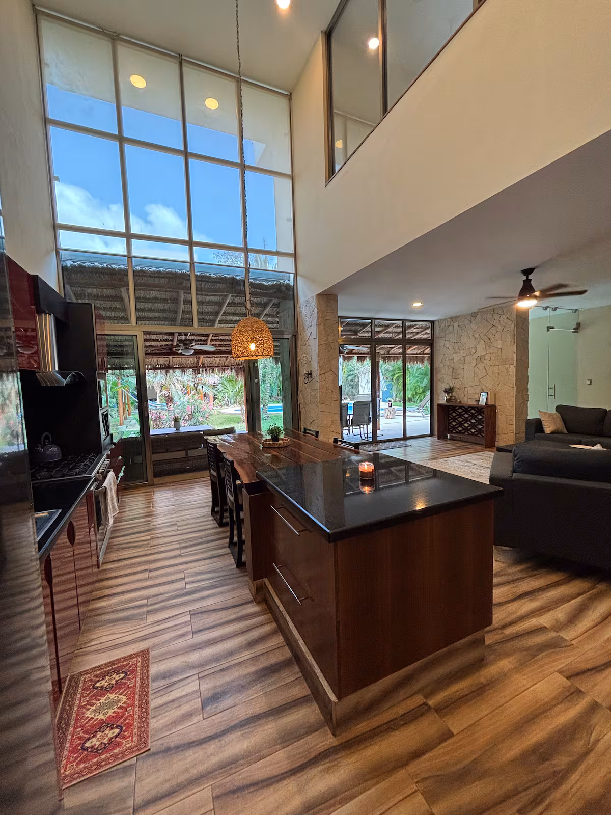 Casa Frenette photograph 11